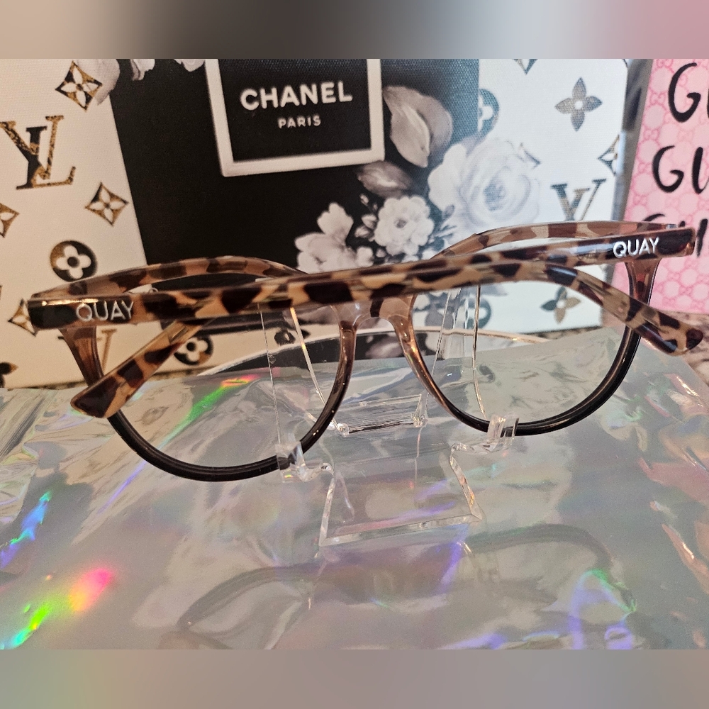 Quay Australia Tortoise Shell Women's Glasses - Picture 2 of 8